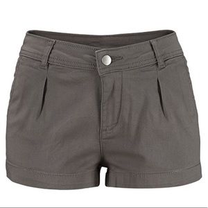 Lascana casual cuff shorts